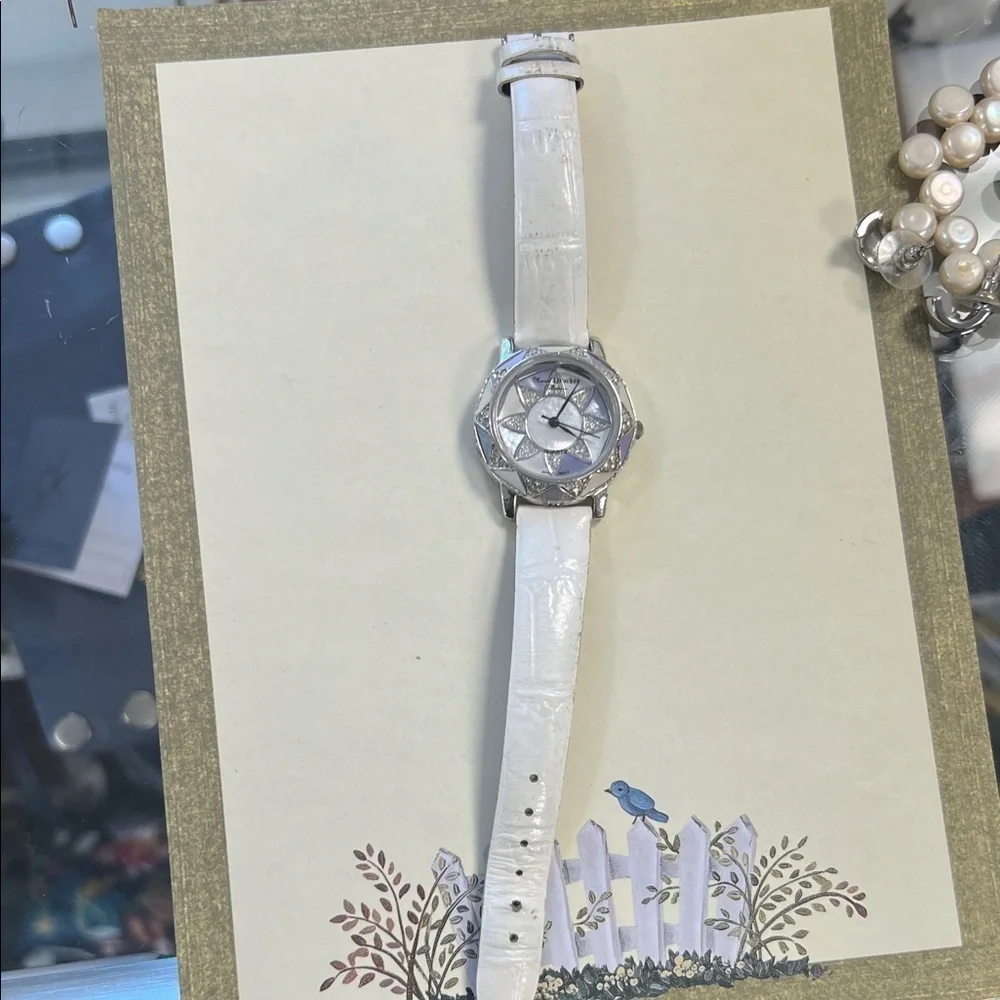 Vintage Marcel DruckerChic White and Silver Women's Watch
